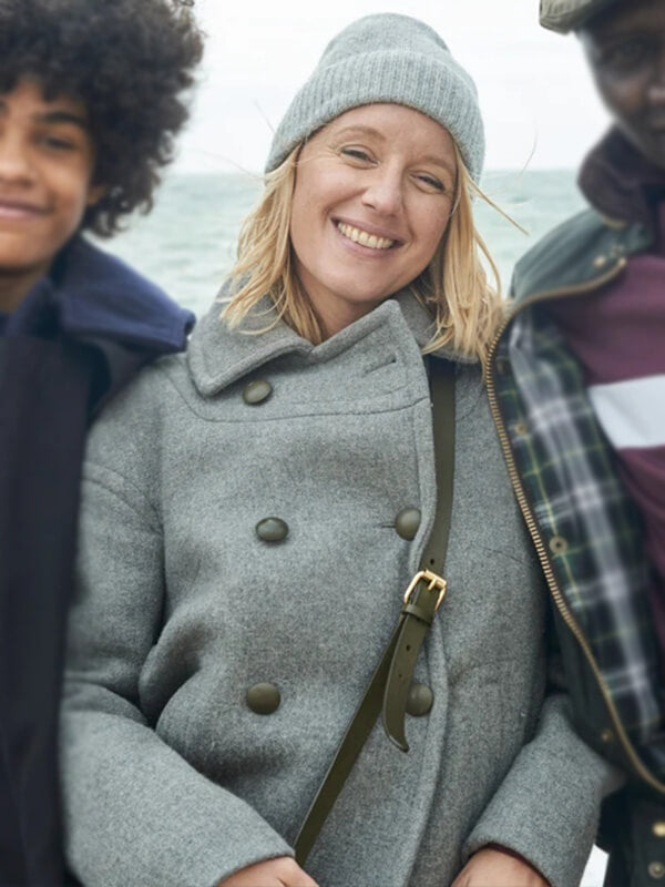 Ludivine Sagnier Lupin S01 Claire Wool Peacoat
