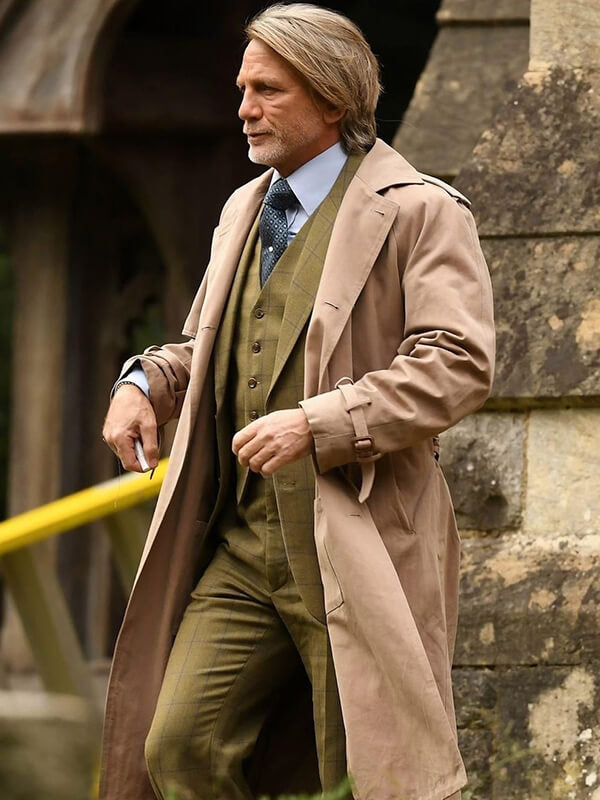 Wake Up Dead Man 2025 Daniel Craig Beige Coat