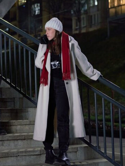 A Keller Christmas Vacation Eden Sher White Wool Coat