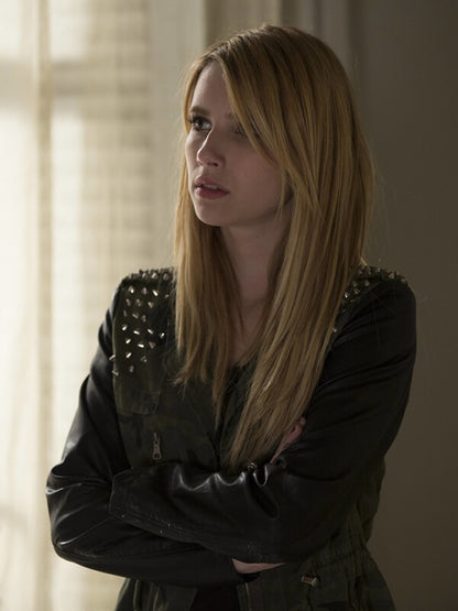 American Horror Story S03 Emma Roberts Green Jacket