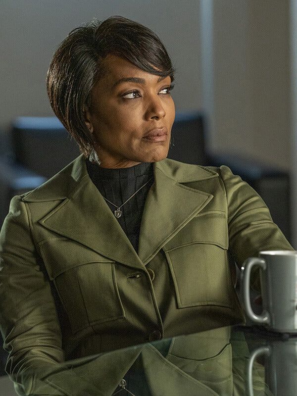Angela Bassett 9-1-1 S04 Athena Grant Green Coat