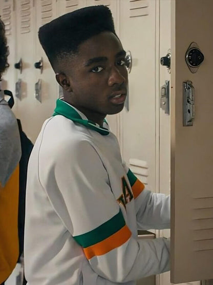 Caleb McLaughlin Stranger Things S04 Hawkins White Jacket