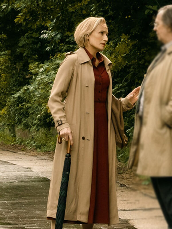 Diana Taverner Slow Horses S03 Beige Coat