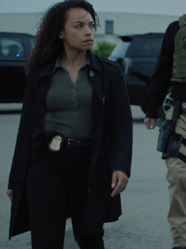 I Will Find You S01 Sarah Greer Black Coat