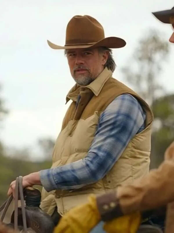 Josh Duhamel Ransom Canyon S01 Puffer Vest