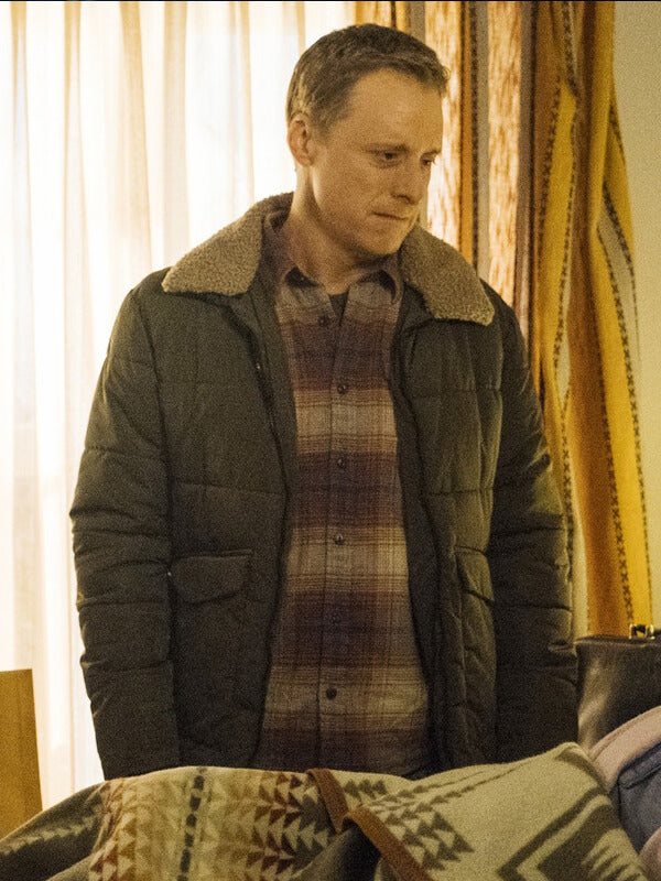 Resident Alien S02 Alan Tudyk Green Puffer Jacket