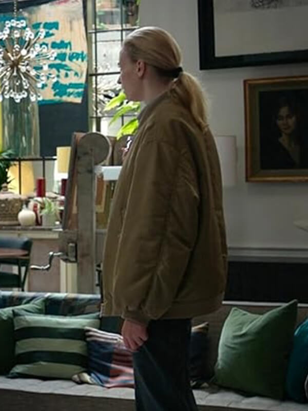 Sophie Turner Steal 2026 Zara Dunne Bomber Jacket