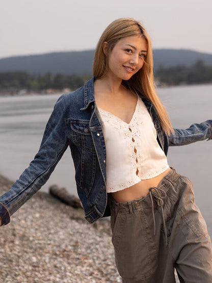 Teagan Tao Crew Girl S01 Blue Denim Jacket