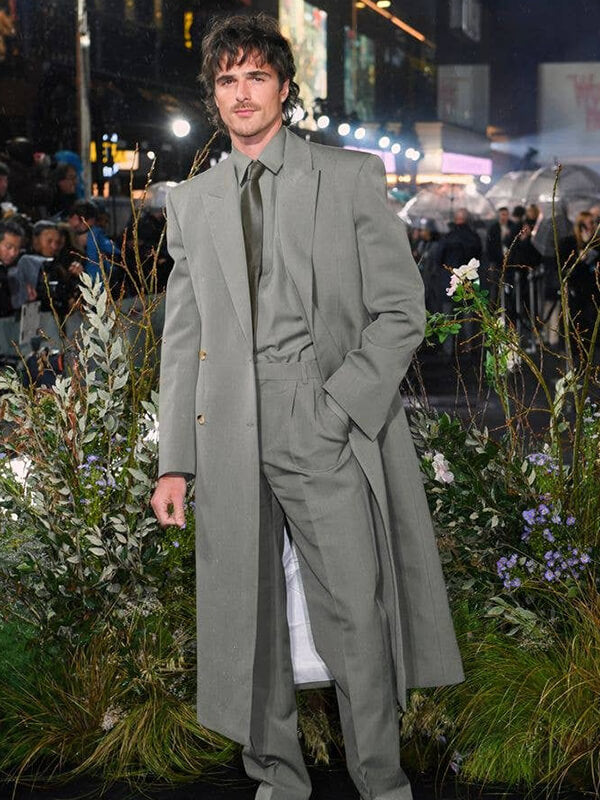 Wuthering Heights 2026 Jacob Elordi Premiere Coat